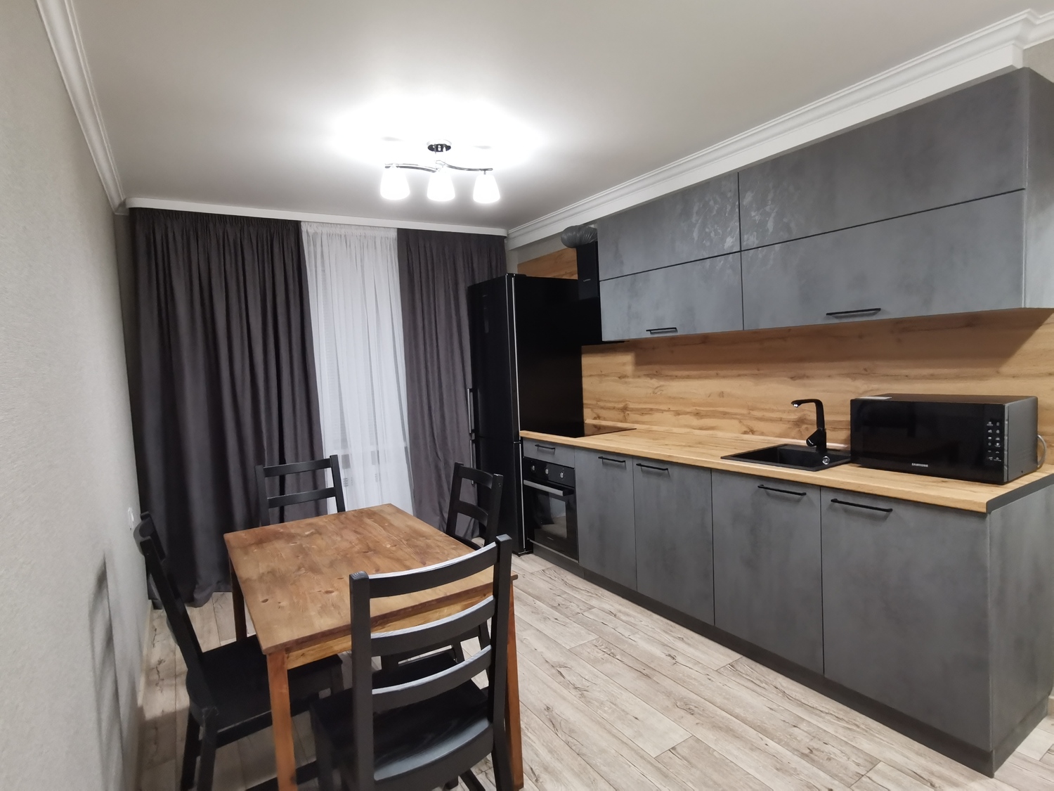 4-комнатные апартаменты